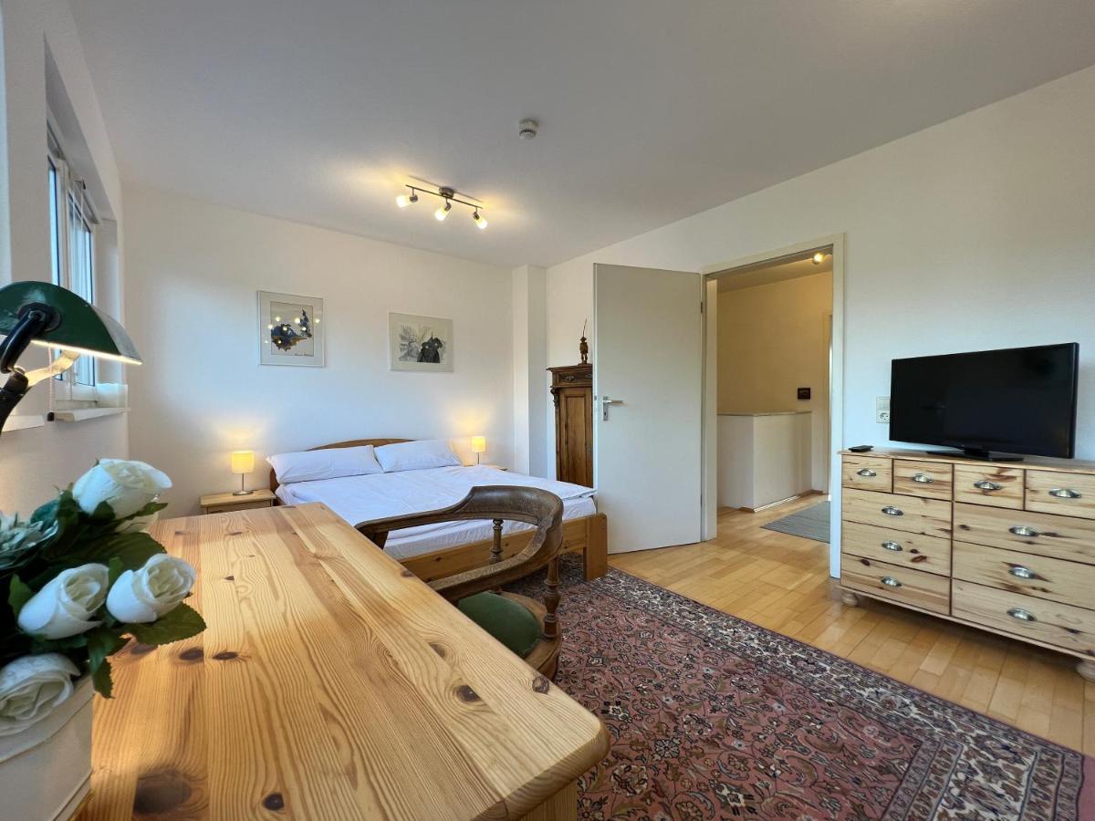 Maisonette Penthouse Fuer 8 Personen By Rabe - Free Netflix & Kostenloser Parkplatz & Grosse Terrasse Karlsruhe Eksteriør bilde